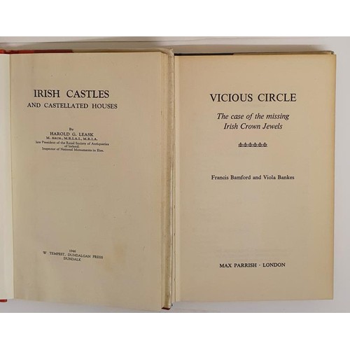 96 - Harold G. Leask. Irish Castles and Castellated Houses. 1946. Illustrated Pictorial d.j. and F. Bamfo... 