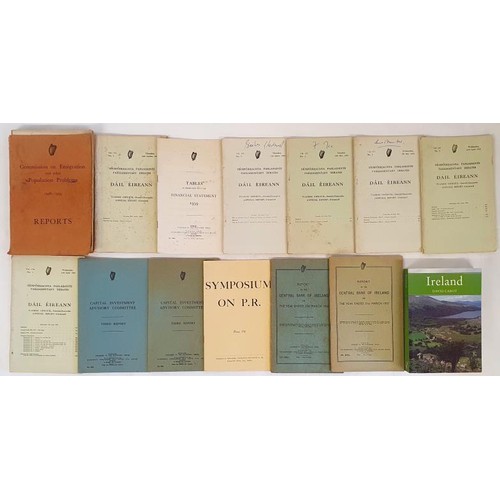 620 - Irish Interest: Collection of mainly Dáil Éireann and Seanad Éireann Parliament... 