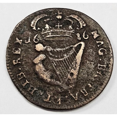 67 - Ireland, James II (1685-1691), Halfpenny, 1686, laureate bust left, rev. crowned harp