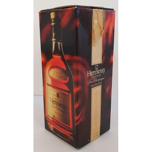 109 - Hennessy Privilege V.S.O.P. Cognac (Vintage), 70cl, c.1990 in original box