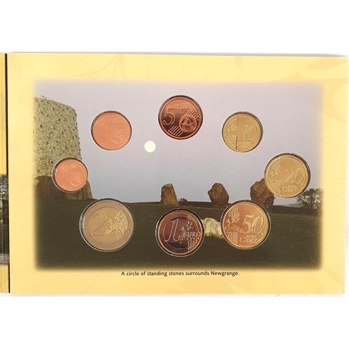 208 - Ireland - Uncirculated Irish Coin Set &ndash; 2008 Newgrange