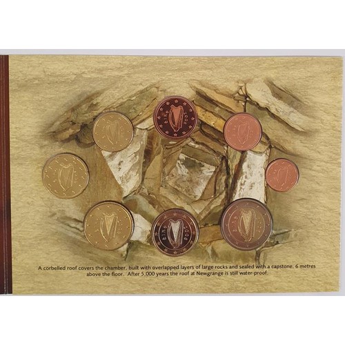 208 - Ireland - Uncirculated Irish Coin Set &ndash; 2008 Newgrange