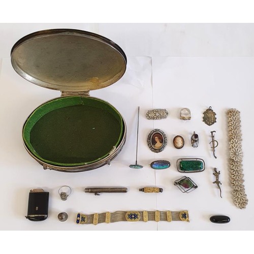 217 - Very Fine Quality Silver Trinket Box of oval outline and raised on four legs, and with vacant cartou... 