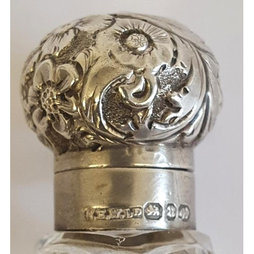 226 - Very Fine Victorian Silver Mounted Tear Drop Scent Bottle. Hallmarked Birmingham 1887 by G E Walton ... 