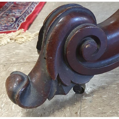 468 - Good Quality Victorian Mahogany Shaped and Tilt Top Centre Table with pierced apron, raised on a car... 