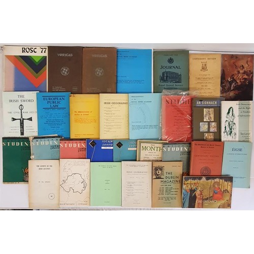 173 - Journals Irish Related: Collection of mixed journals earliest 1933-latest 2007 (28)