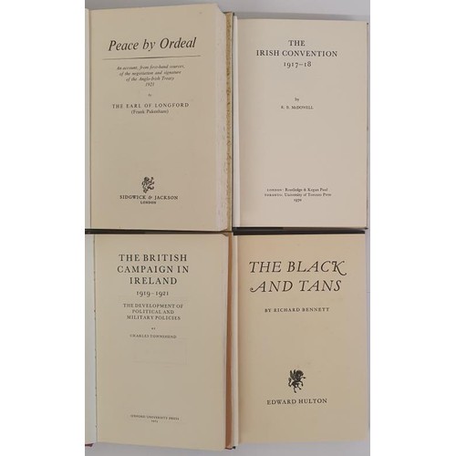 338 - The Black and Tans by Richard Bennett. Hilton. 1959; The British Campaign in Ireland. The Developmen... 