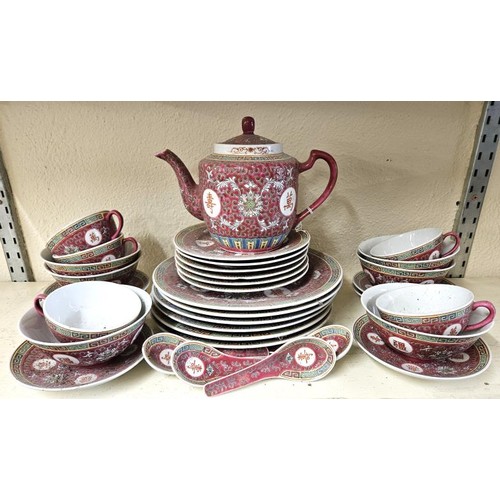 360 - Oriental Pattern Tea Service, c.32pces