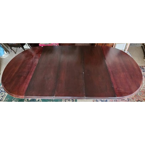 434 - Very Fine Quality Victorian Mahogany Extending D-End Dining Table with / spare leaves. The top with ... 