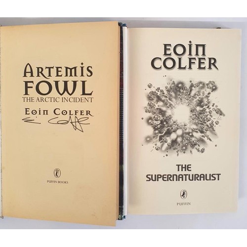 117 - Eoin Colfer, Artemis Fowl and the Arctic Incident, 2002, Puffin Books, Signed 1st edition, 1st print... 