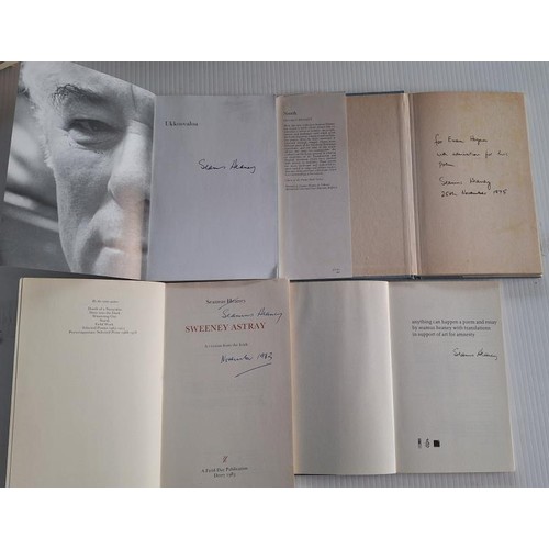 524 - Thirty works by or about Seamus Heaney. Some duplicates, but different editions. The following four ... 