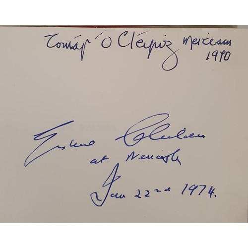 320 - De Valera (2 volume set) Ó Néill, Tomás; Ó Fiannachta, Pádraig Published by Clo Morainn, Baile Atha ... 