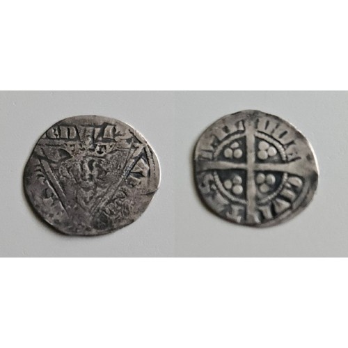 26 - Ireland. Edward 1 1272-1307. Silver halfpenny second coinage early issue 1279-84 type 16 Dublin Mint... 