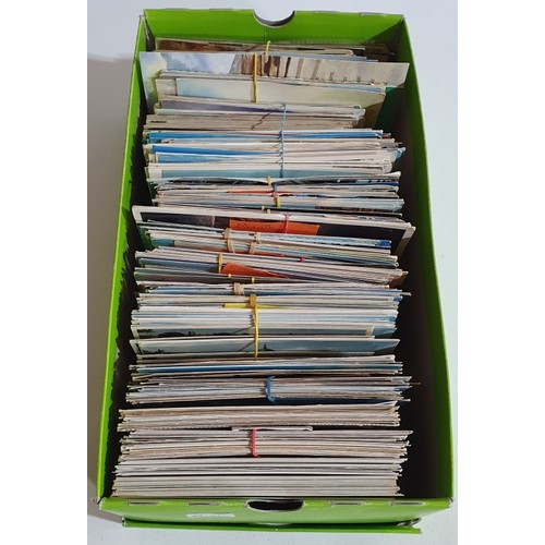 31 - Postcards: A collection of Irish Coloured postcards featuring the counties of Offaly, Clare, Cork, D... 