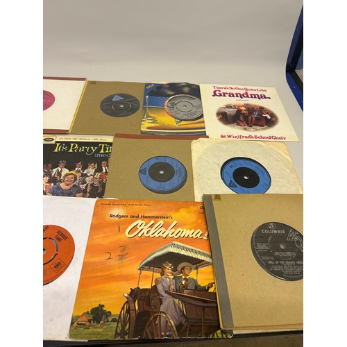 Bundle of 7-Inch Vinyl Records - Various Artists