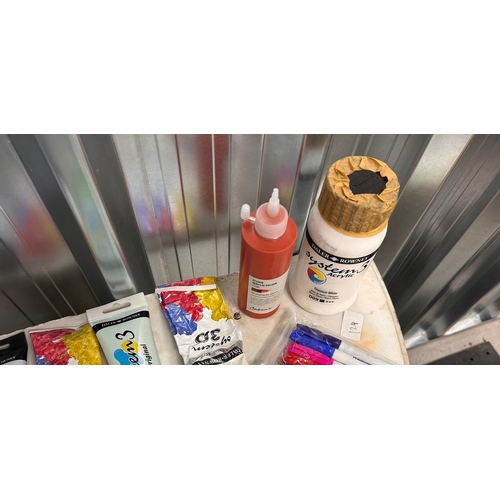 9 - Selection of acrylic paint and brushes by Jakar and Shiro also included pastel oils