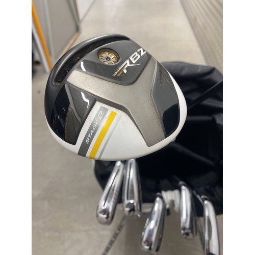 88 - Full Set TAYLORMADE GOLF Clubs plus Golf Bag