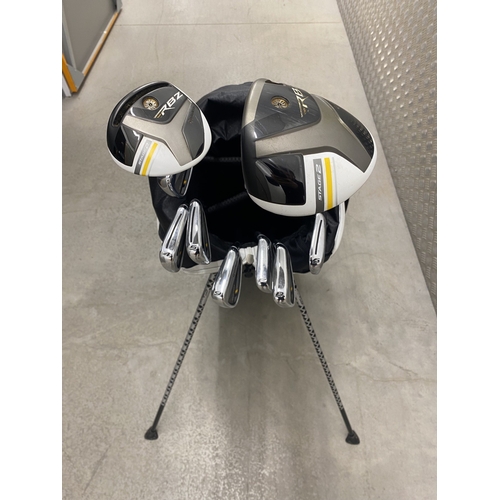88 - Full Set TAYLORMADE GOLF Clubs plus Golf Bag