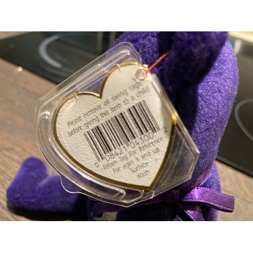 40 - Ty Beanie baby, Diana bear.

This lot is available for in house shipping