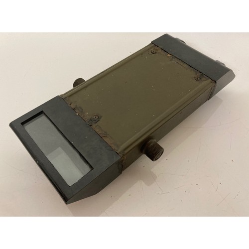 48 - Militaria, a military periscope

This lot is available for in house shipping