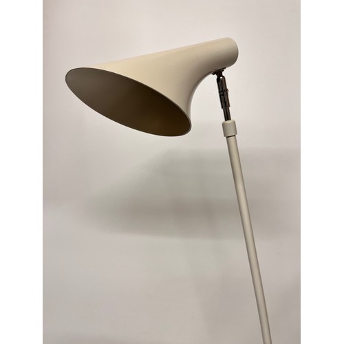 21 - Mid century designer table / floor lamp, extends and reduces to add versatility to this designer lam... 