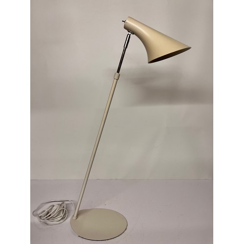 21 - Mid century designer table / floor lamp, extends and reduces to add versatility to this designer lam... 