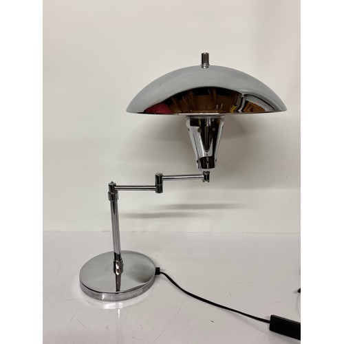 23 - Mid century design lighting, metamorphic chrome plated table lamp 46 cm high

This lot is available ... 