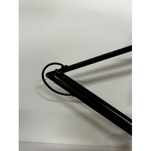 39 - Angle poise lamp with a black enamelled finish.

This lot is available for in-house shipping