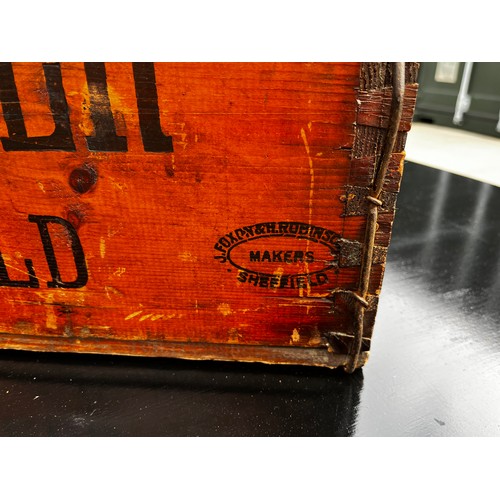 207 - Rare Advertising, storage crate still retaining its lid and marked for Fyffes Bananas and F. Walker ... 