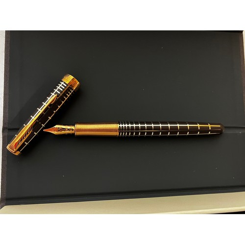 211 - Cased Parker Sonet fountain pen in original box, gold nib.

This lot is available for in-house shipp... 