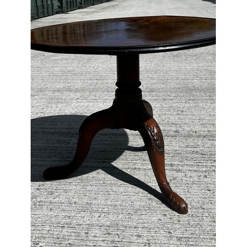 54 - Victorian circular mahogany topped centre table on barrel turned support with carved decoration to t... 