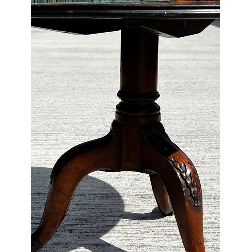 54 - Victorian circular mahogany topped centre table on barrel turned support with carved decoration to t... 