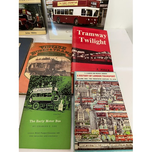 241 - Fifteen books on Bus transport mostly focused on London but there is an sigle volume dedicated art d... 