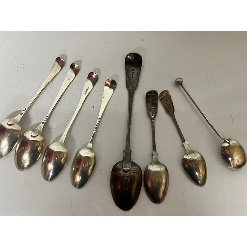 286 - Eight serving spoons, seven with english silver hallmarks and one without, 504 grams and the largest... 