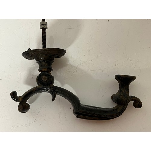 288 - Large English made cast iron door knocker, 8 inches long

This lot is available for in-house shippin... 