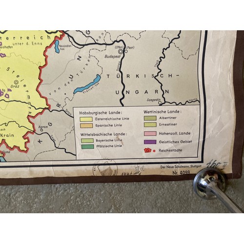 306 - Vintage School wall chart, educational poster displaying a detailed map of Germany.
92 cm x 64cm.

T... 