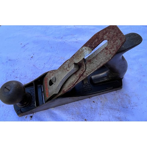 349 - Collection of woodworking and carpentry tools, Bailey No 4 plane 

This lot is available for in-hous... 