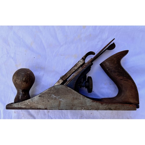 353 - Collection of woodworking and carpentry tools, Record No 04 plane 

This lot is available for in-hou... 