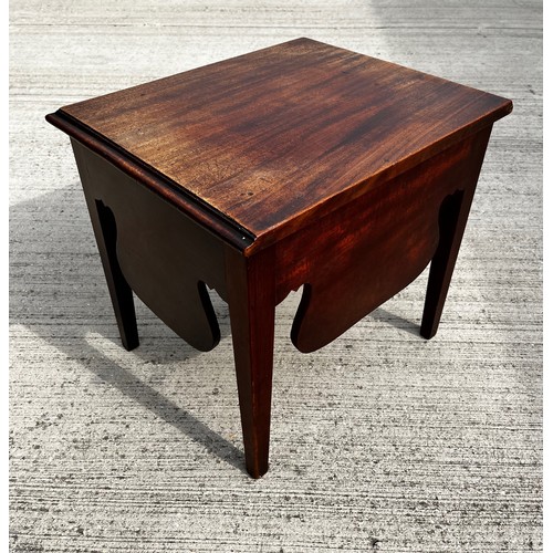 60 - Mahogany side table with hinged lid and storage compartment.

53 cm x 44 cm and 48 cm high