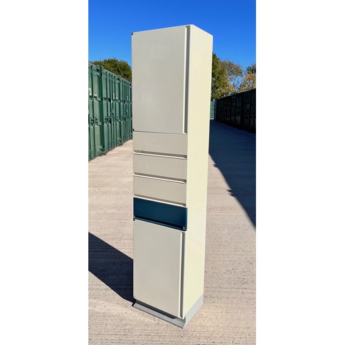 6 - Mid century designer furniture, Allibert plastic free standing unit.

182 cm high 40 cm wide and 30 ... 