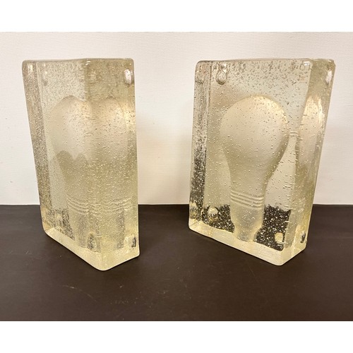 13 - Mid century art glass bricks with shaped relief in the form of classic light bulbs.
Each is 17 cm x ... 