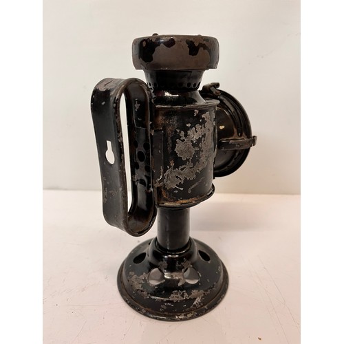 78 - Militaria WWII era Policemans, Air Raid Wardens hand lantern.

This lot is available for in-house sh... 