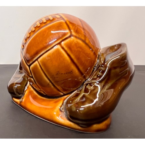 88 - Sports collectable, football themed ceramic money box from early 60’s by Studio Szeiler

This lot is... 