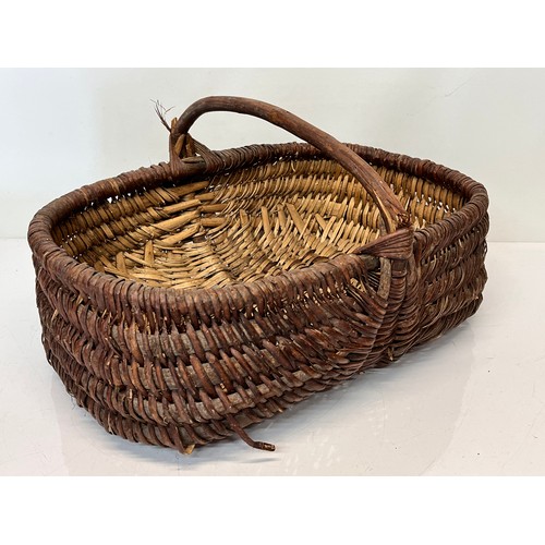 95 - Two French wicker baskets, shopping of fruit picking or display.
Larger is 50 cm long and the smalle... 