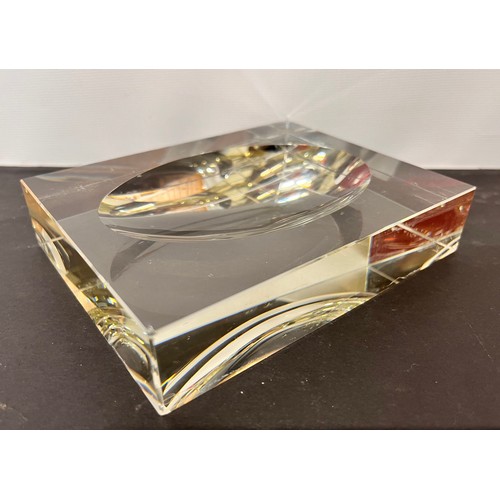 104 - Mid century glass desktop storage dish.

14 cm x 10.5 cm

This lot is available for in-house shippin... 