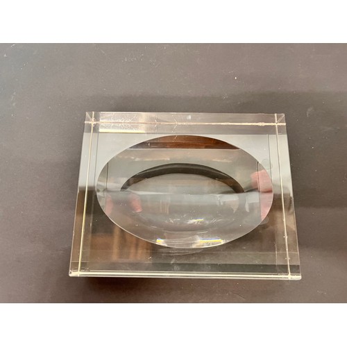 104 - Mid century glass desktop storage dish.

14 cm x 10.5 cm

This lot is available for in-house shippin... 