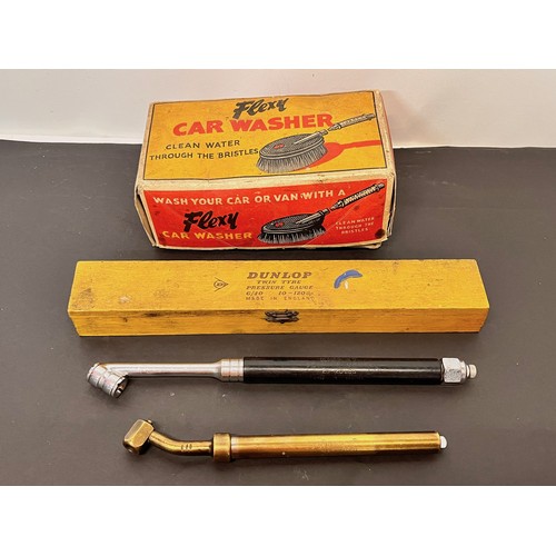 123 - Automobilia, mixed lot of two pressure gauges and a car washer.

This lot is available for in-house ... 