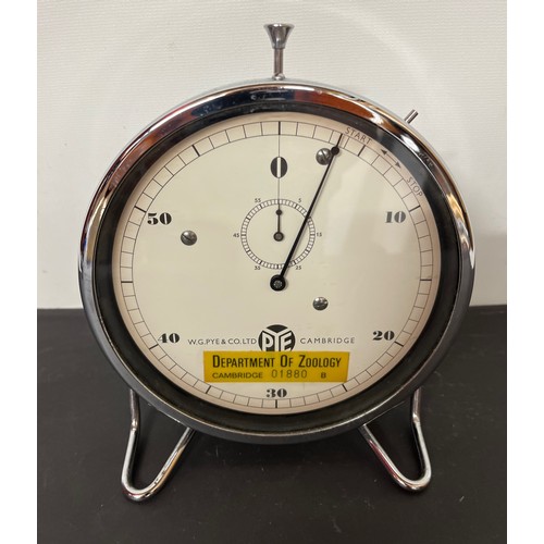 131 - Large Pye brand stop clock marked for Cambridge University Department of Zoology

This lot is availa... 