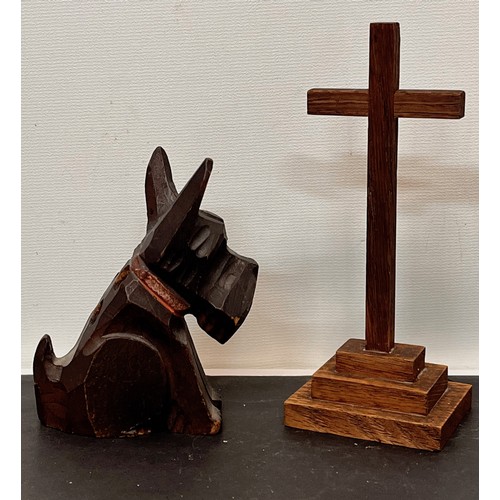 373 - Art Deco era wooden Scottie dog pen stand and a 14 cm high crucifix.

This lot is available for in-h... 