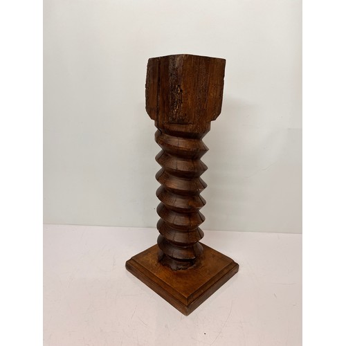 151 - Hard wood mounted tread section from a wine press 12 cm wide  x 51 cm high on 21 cm base.

This lot ... 